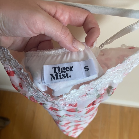 Floral Tigermist dress - Picture 15 of 16